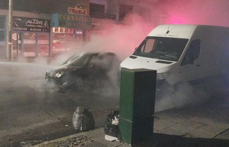 El siniestro ocurrió en Alsina y Cochabamba.