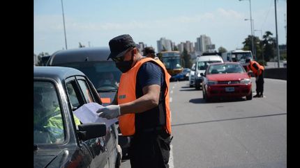 transito: mas controles en lomas para reducir la circulacion y evitar la propagacion