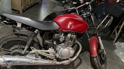 La moto incautada por la Policía. La moto incautada por la Policía.