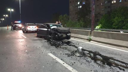 Así quedó uno de los autos tras el impacto.