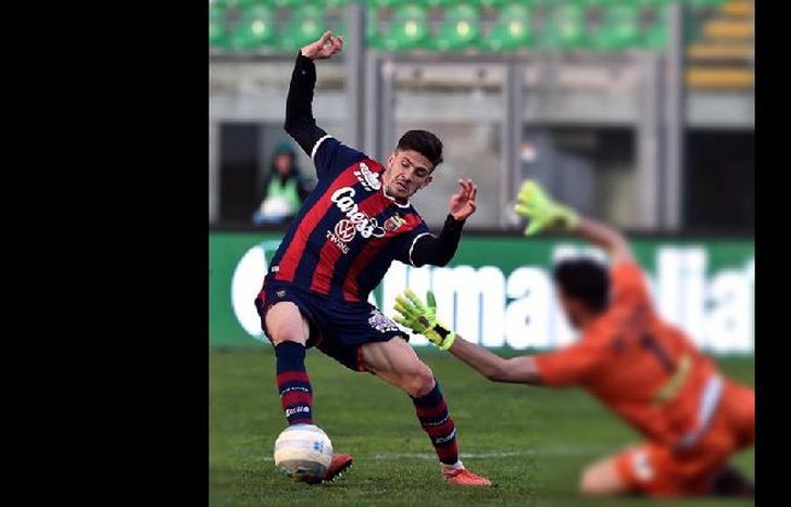 El goleador juega en el Casertanana de la Serie C de Italia.