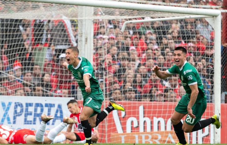 El pibe entró y definió el partido para un triunfo clave para el Taladro.