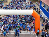 Lomas Corre de Azul gana cada año más fuerza y convocatoria. Lomas Corre de Azul gana cada año más fuerza y convocatoria.