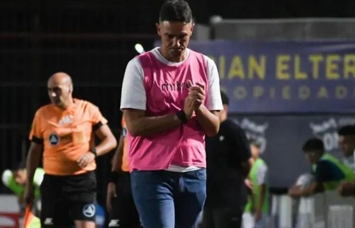 El entrenador Milrayitas analizó la caída en Caballito.