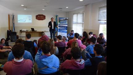 capacitan a alumnos de san vicente para emprender proyectos rurales