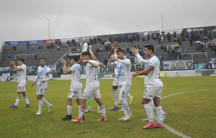 Temperley busca recuperarse de la derrota en Jujuy.