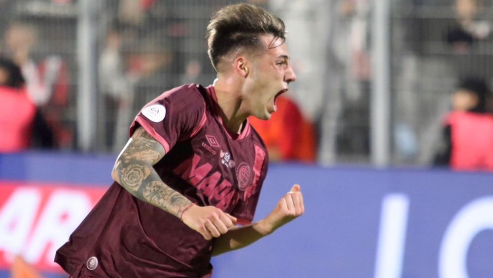 Lucas Besozzi, el más castigado de Lanús.