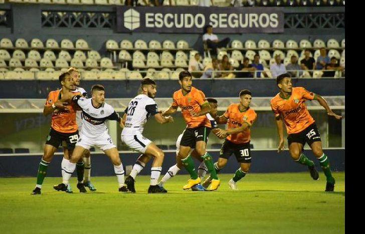 EL LOBO Y EL TALADRO ABURRIERON EN LA PLATA.