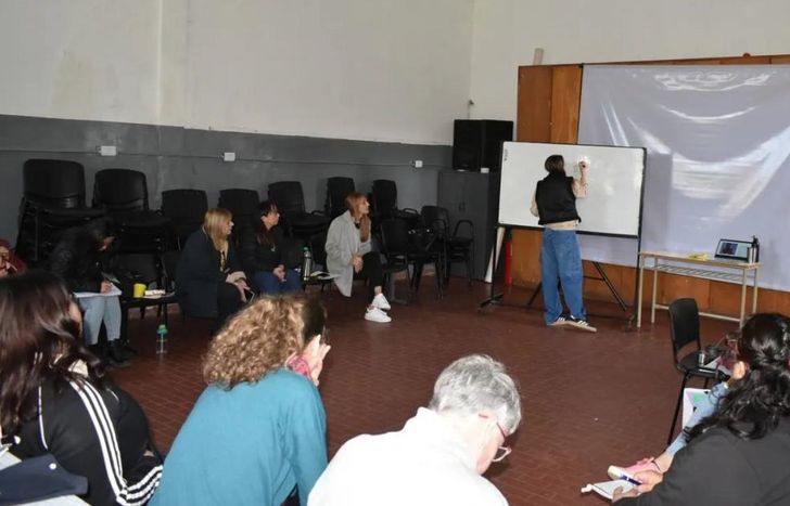 El curso de actualización para profesionales tendrá 2 encuentros en junio.