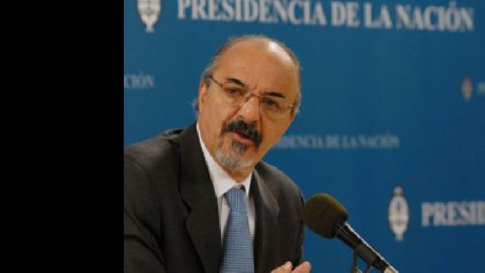 Carlos-Tomada