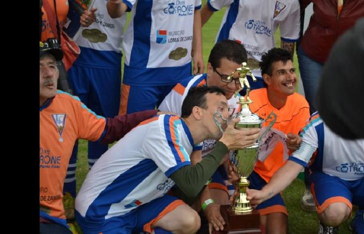 Libremente gritó campeón con una efectividad del 90%.