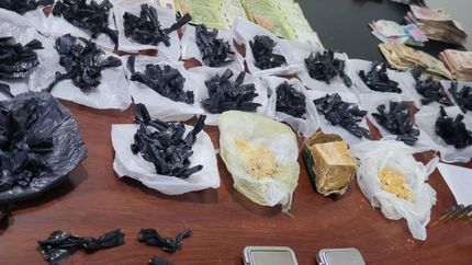 Incautaron droga, dinero en efectivo y un arma de fuego.