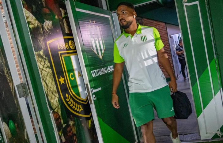 Macie,l disconforme con el rendimiento del equipo.