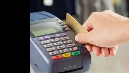 las operaciones con tarjetas de credito y debito aumentaron en febrero