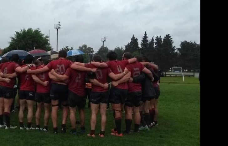 La Intermedia y Pre-B del equipo de Burzaco se clasificaron a las finales del próximo lunes 19.