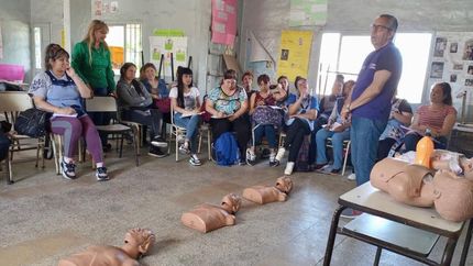 Hubo talleres en la Secundaria N°72 y en el ISFD N°103.