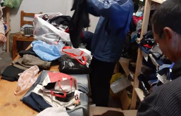 Todo sirve para las más de 50 personas que asisten los sábados.