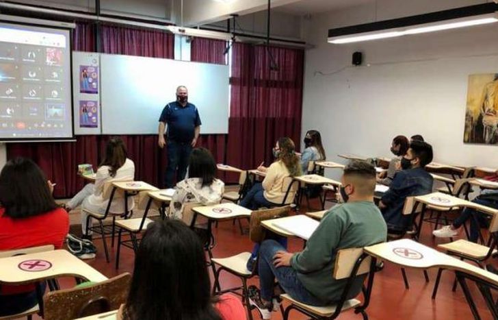 Durante el segundo semestre del 2021 hubo un sistema bimodal.