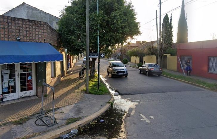 El lugar donde apareció muerto el hombre.