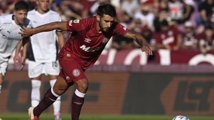 Diario La Unión | Salvio convirtió de penal.