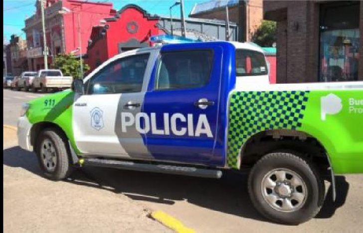 la chica fue degollada y enterrada en el patio de la casa.