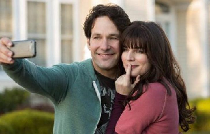 Esta comedia creada por Timothy Greenberg tiene ocho episodios.