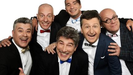 Sin Codificar, con su viejo staff.