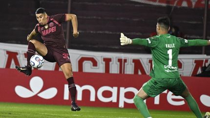 El gol de Agustín Cardozo que aseguró la victoria de Lanús. El gol de Agustín Cardozo que aseguró la victoria de Lanús.