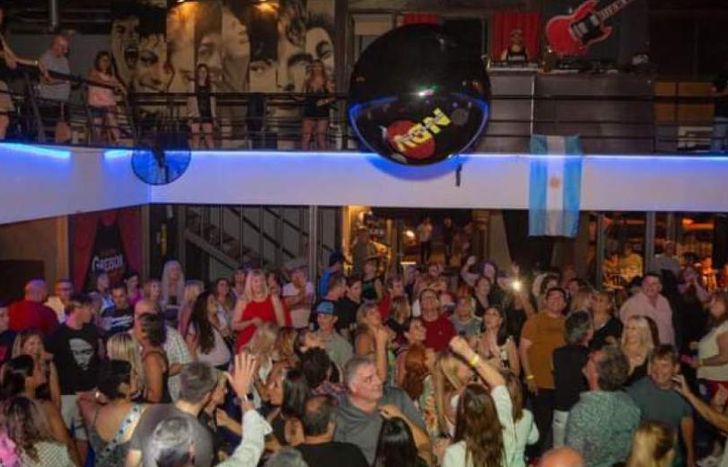 Será la primera fiesta luego del duro golpe por la pérdida del lomense Jaime Niederer, fundador y DJ de Noches de Vinilo.
