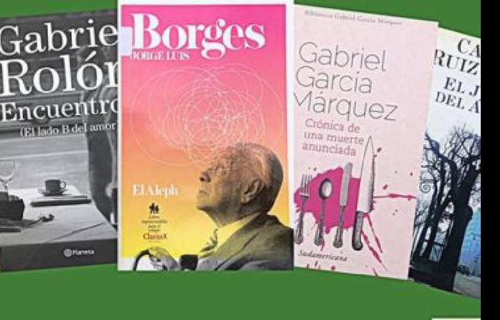 Se subastarán más de 20 combos de libros.