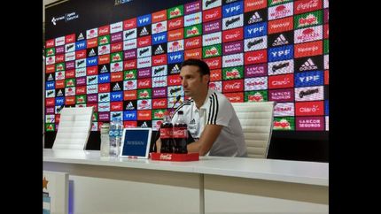 Scaloni no polemizó con Maradona.