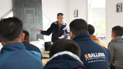 la unlz ofrece cursos de formacion profesional en las carceles de lomas