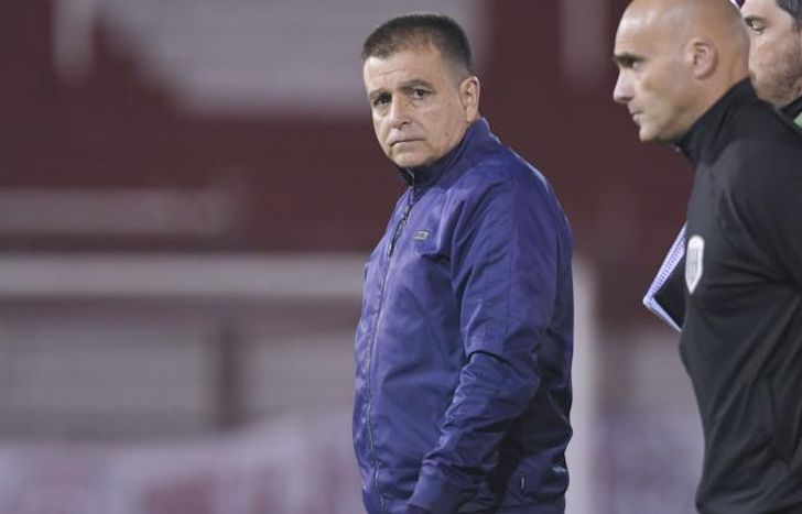 Claudio Vivas necesita cambiar rápido el chip para el duelo ante Godoy Cruz por Copa Argentina.