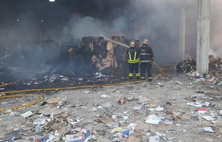 En Benito Perez Galdos y Ejército de Los Andes, Fiorito.
