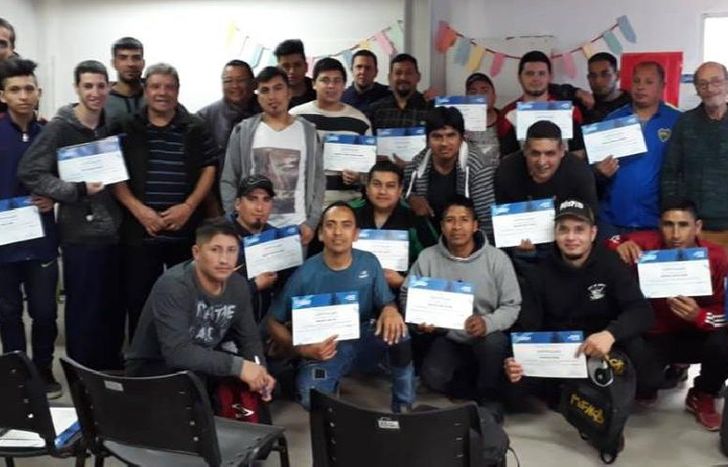 al finalizar reciben un certificado.
