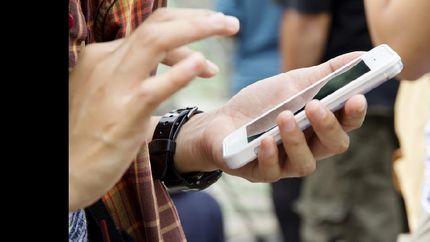 whastapp: reciben consultas y reclamos