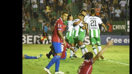 sobre la hora, banfield rescato un empate y termino contento