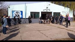 Reforzaron las entregas de alimentos en escuelas de Lomas antes de las vacaciones de invierno