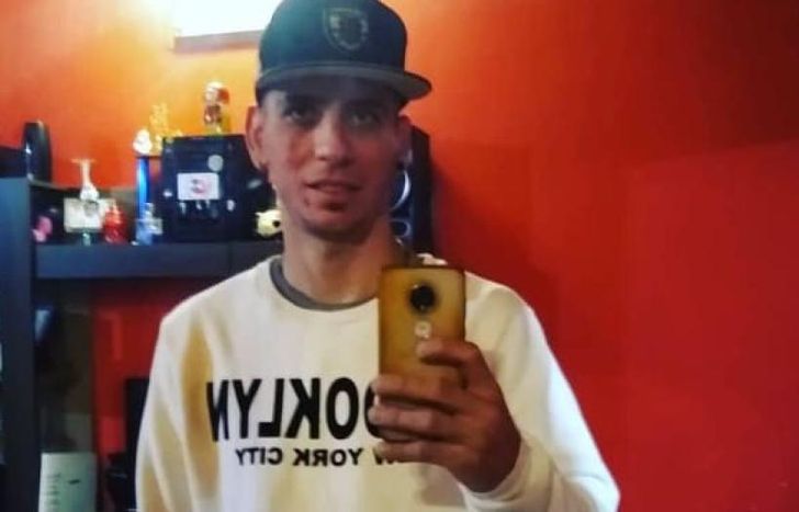 El homicidio fue cometido en medio de un corso tradicional de verano.