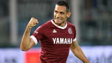 Sand es el goleador histórico del club con 143 goles. Sand es el goleador histórico del club con 143 goles.