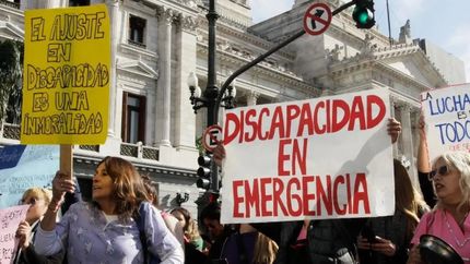 Ordenan al Gobierno de Javier Milei a cumplir la emergencia en Discapacidad o habrá multas