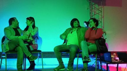 Mandale Mecha, en escena.