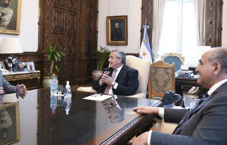 En la reunión también estuvo Manzur.