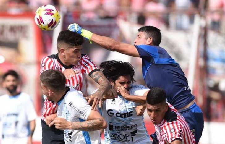 Leandro Requena destacó el trabajo del equipo sobre cualquier figura individual.