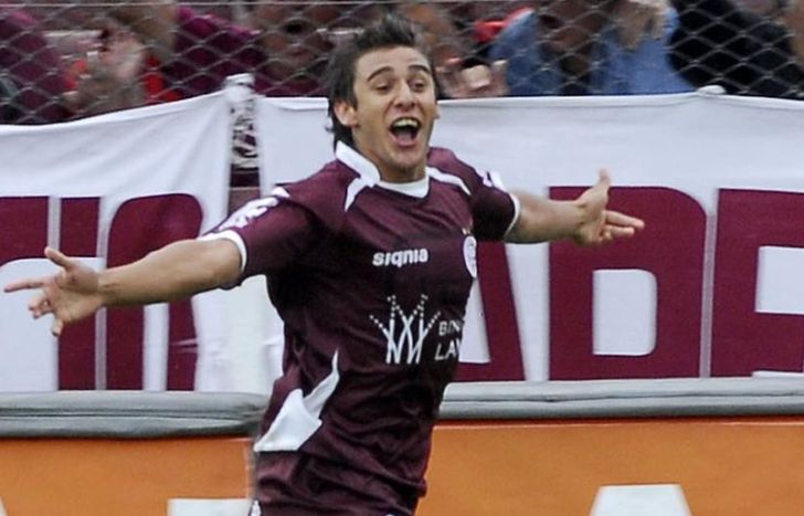Salvio jugó 35 partidos en Lanús y anotó 11 goles.