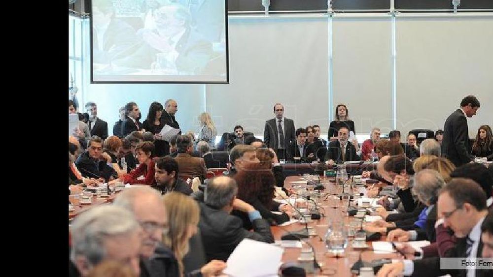 Ya tiene dictamen la reforma electoral, que incluye la boleta única electrónica