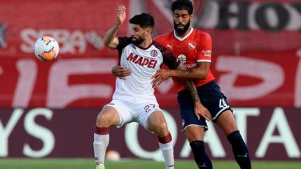 En el último partido en Avellaneda, Lanús goleó al Rojo. En el último partido en Avellaneda, Lanús goleó al Rojo.