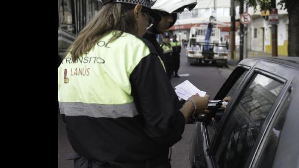 En Lanús realizan acciones  para prevenir delitos