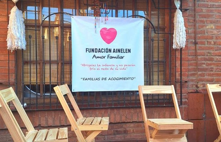 Van a instalar poner los puestos de ropa, zapatos y accesorios en el patio de la sede ubicada en Lomas.