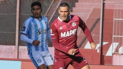 Sand marcó el primero de Lanús en el campeonato. Sand marcó el primero de Lanús en el campeonato.